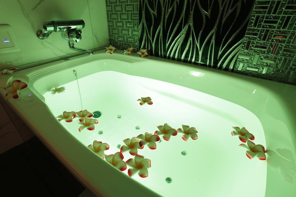 Hotel Moana Shinjuku (Adults Only) Tokyo Eksteriør bilde
