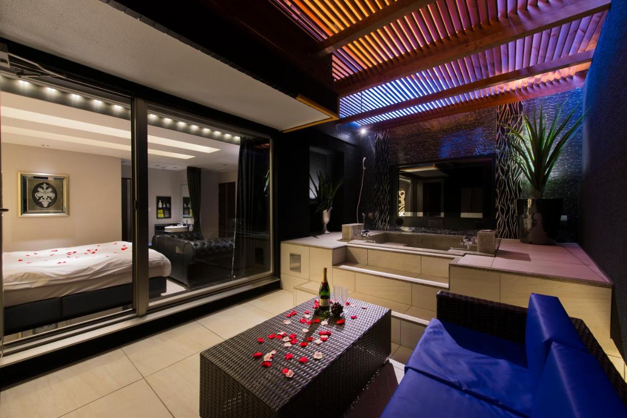 Hotel Moana Shinjuku (Adults Only) Tokyo Eksteriør bilde